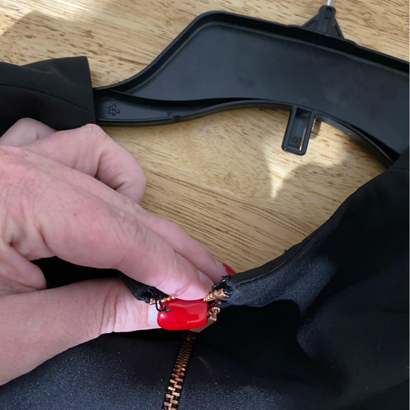 Premonition Top - Picture 4 of 4